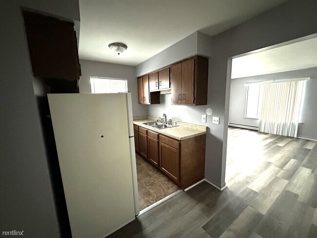 Building Photo - 2 br, 1 bath Duplex - 441 N 25th St