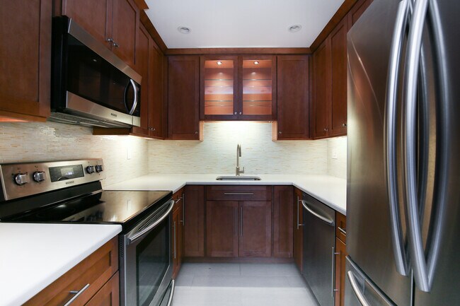 Foto del edificio - 300 Seaside Ave