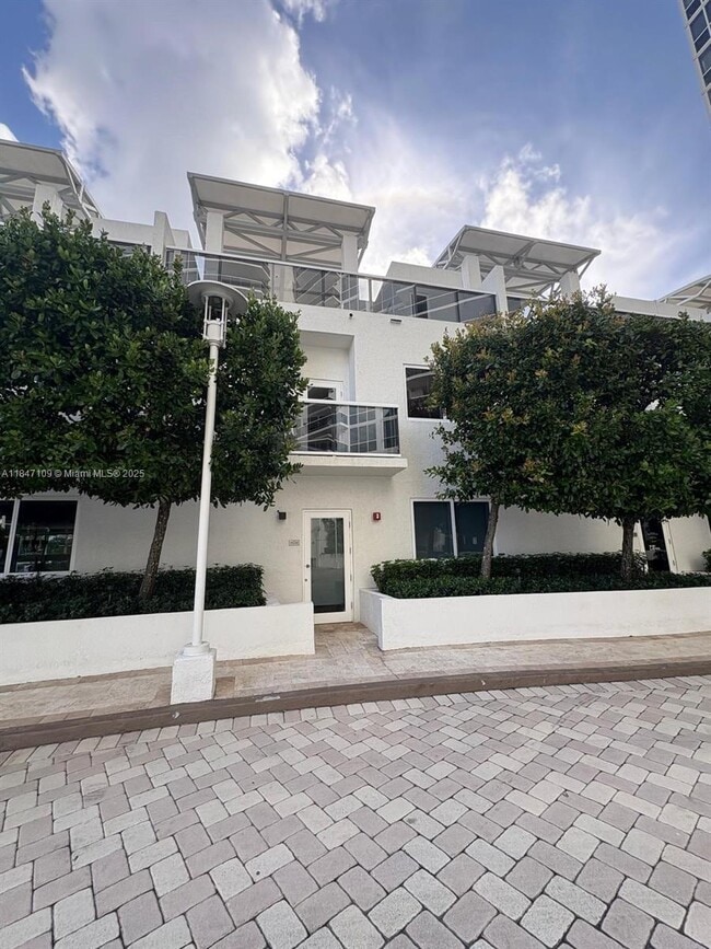 Foto del edificio - 400 Alton Rd