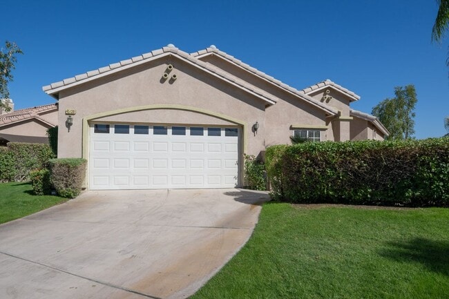 Building Photo - 45138 Banff Springs St