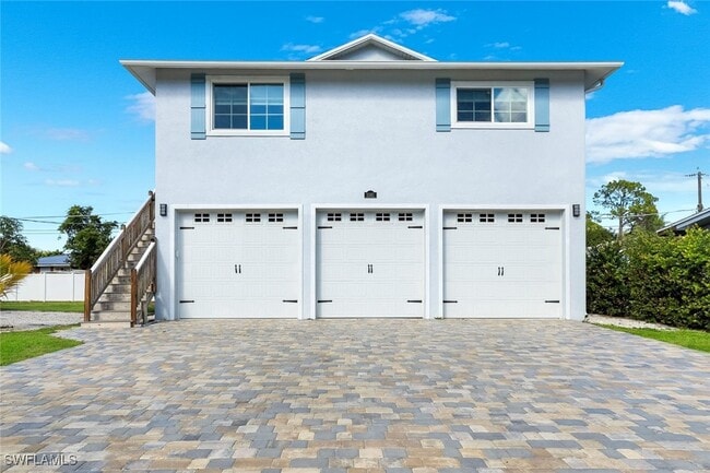 Building Photo - 3561 Thomasson Dr