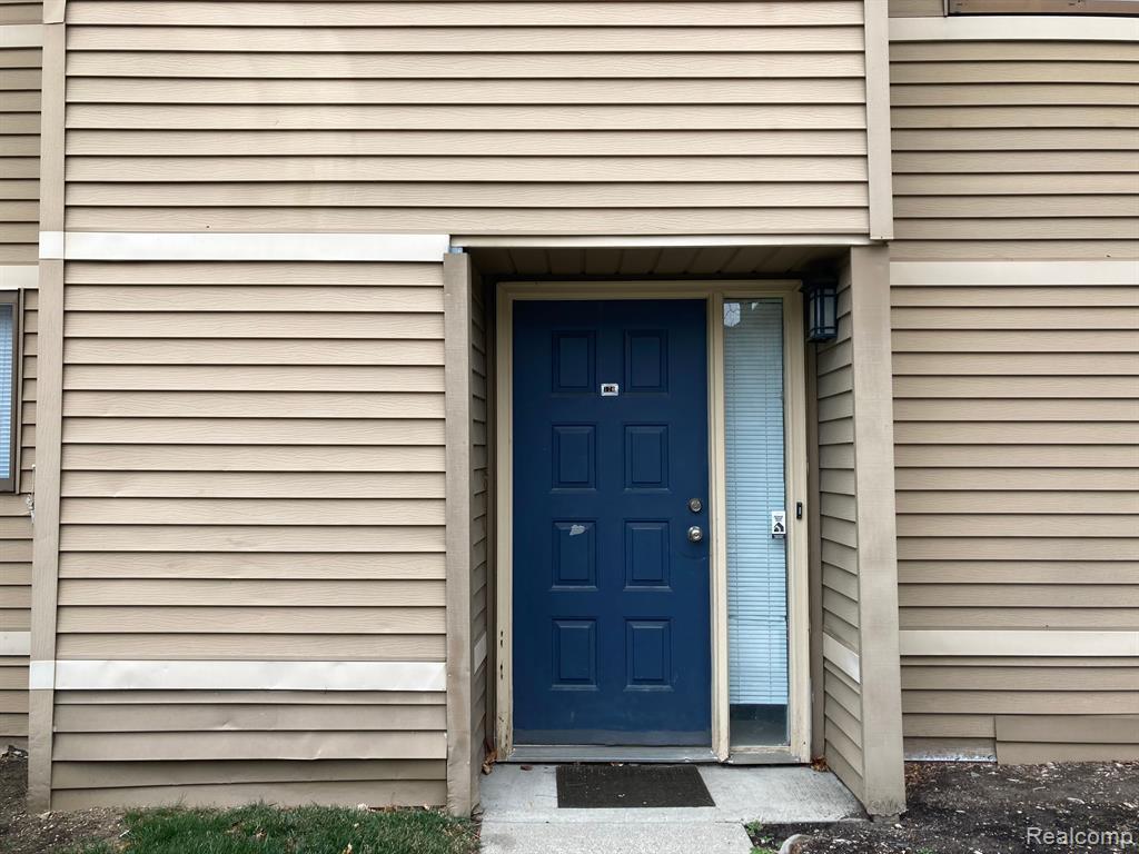 325 Briarcrest Dr Unit 170, Ann Arbor, MI 48104 Condo for Rent in Ann