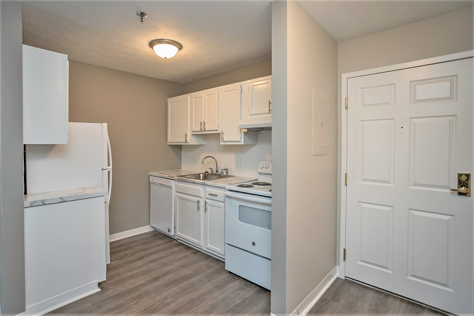 Gateway Pointe Senior Apartments 55+ – photo 4