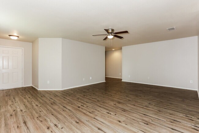 Foto del edificio - 10308 Roosevelt Gap Ct