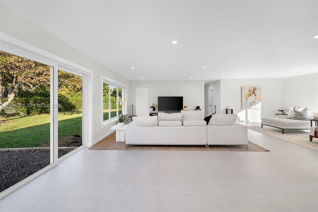 Foto del edificio - 5835 SW 100th Terrace