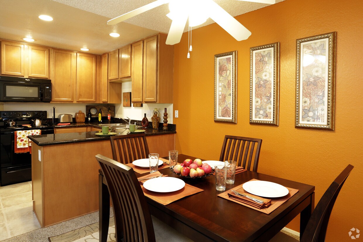 The Villas IMMEDIATE MOVE IN AVAILABLE !! Alquileres en San Diego