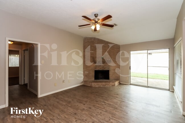 Foto del edificio - 12426 Sungate Ln