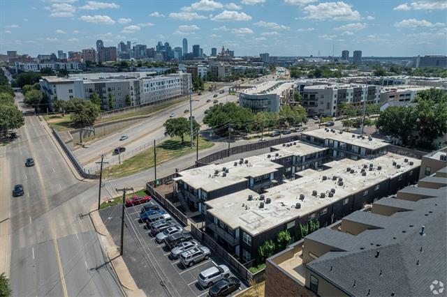 Foto del edificio - 4505 Cedar Springs Rd