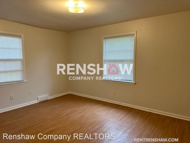 Building Photo - 3 br, 1.5 bath House - 3160 Standard Rd