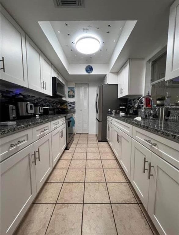 Foto del edificio - 1 W Country Cove Way