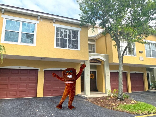 Building Photo - 3BR | 2 BA | 1-Car Las Palmas Townhome