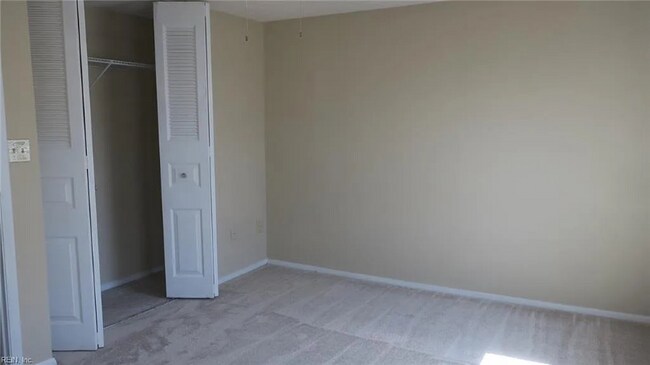 Foto del edificio - 25 Christine Ct