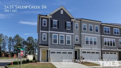 Building Photo - 1439 Salem Creek Dr
