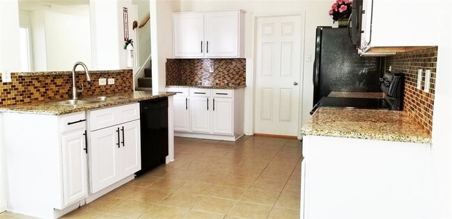 Foto del edificio - 13000 Cowper Dr