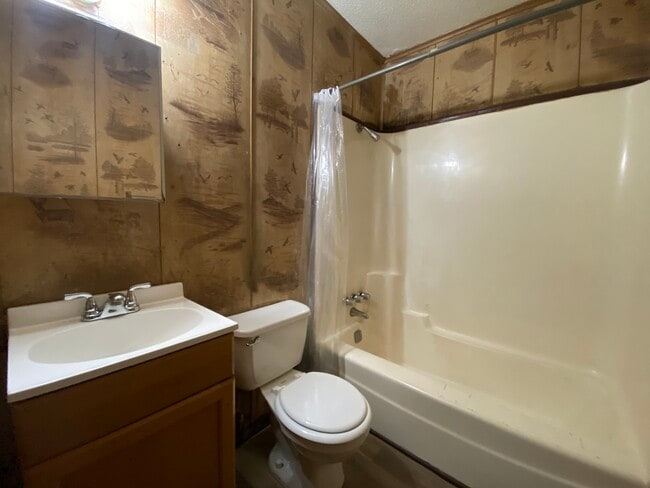 Foto del edificio - 1917 Deerwood-