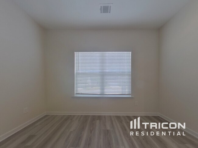 Foto del edificio - 3412 Arabian Farm Ln