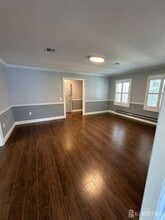 Building Photo - 4 Westport Ln