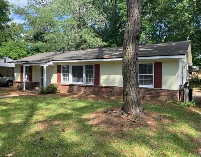 Building Photo - 8524 Vining Way