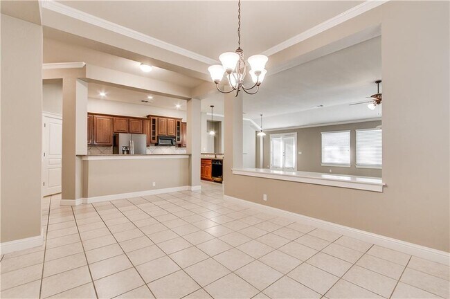 Building Photo - 9512 Hopeland Dr