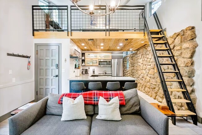 Photo - 1237 CO-103 House