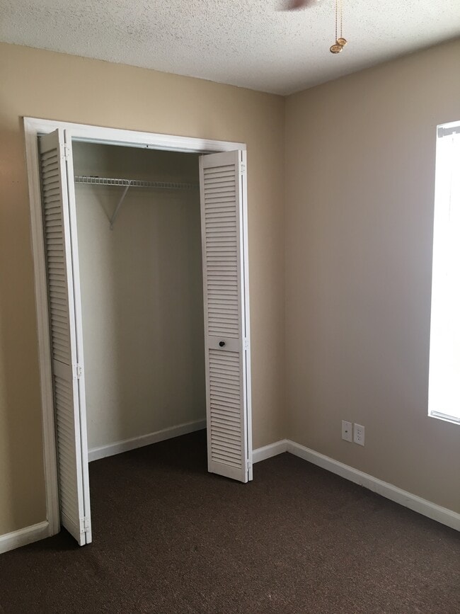 Foto del edificio - 621 S Wilkinson St