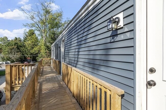 Foto del edificio - 11 Main St