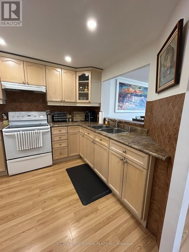 Building Photo - 1101 Steeles Ave W