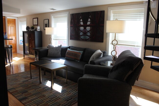 Living Room - 1726 Wallace St