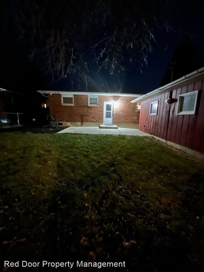 Building Photo - 2 br, 1 bath House - 218 21st Ave NW Great...