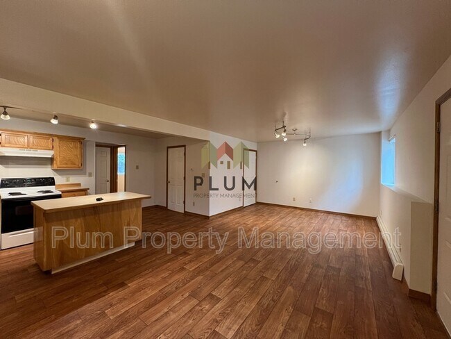 Foto del edificio - 2050 S 14th St W
