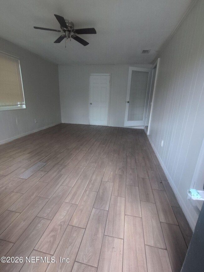 Foto del edificio - 10321 Westmar Rd