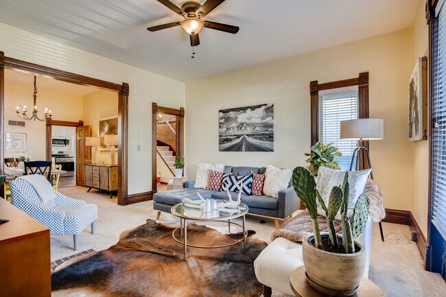 Living Room - 3028 Arapahoe St