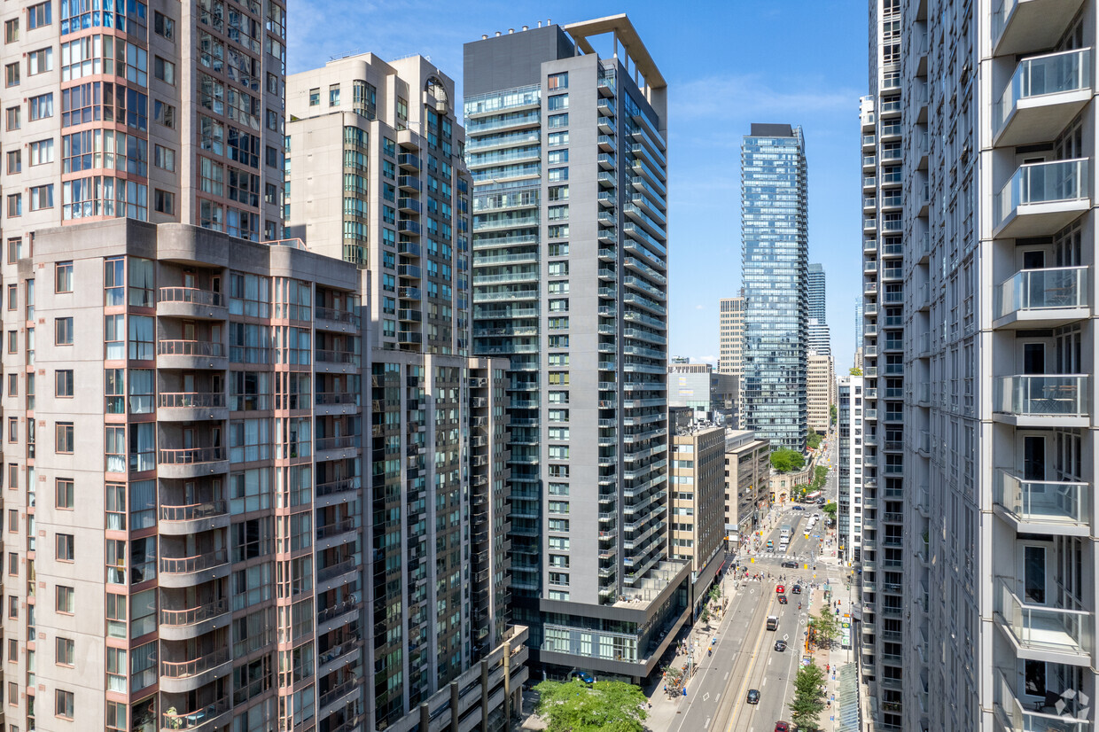 Photo principale - Lumiere Condominiums