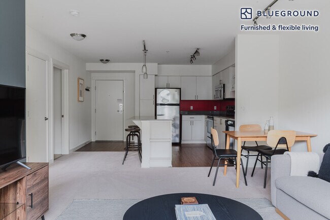 Foto del edificio - 330 3rd Ave W