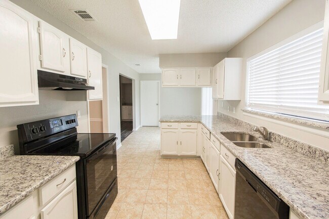 Building Photo - 923 Redcedar Way Dr, Coppell