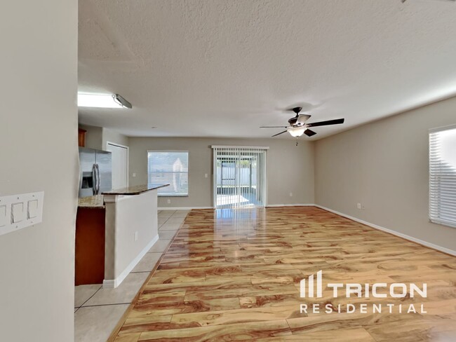 Foto del edificio - 7810 Maroon Peak Dr