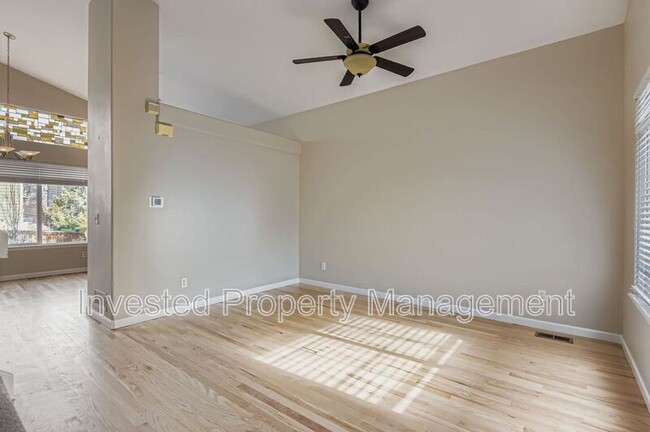 Building Photo - 9847 Sydney Ln