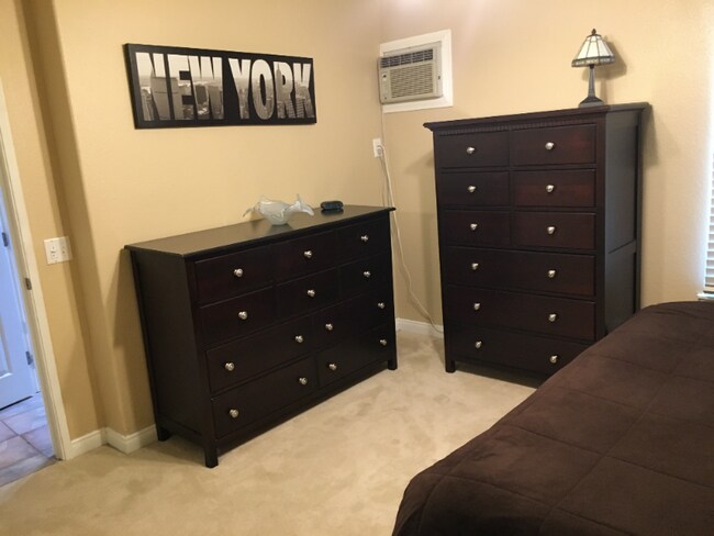 Foto del edificio - 4535 Ramona Ave