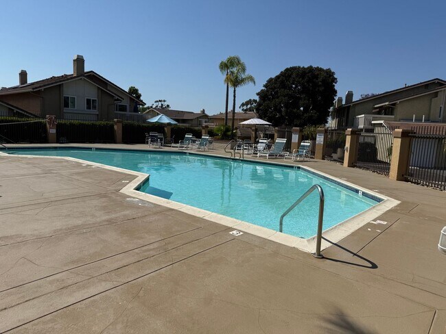 Foto del edificio - Stunning Townhome with Fabulous Community ...
