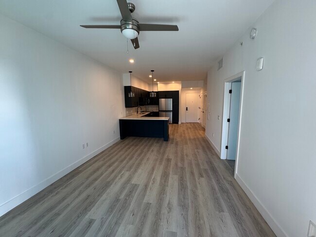 Foto del edificio - 28 NW 31st St