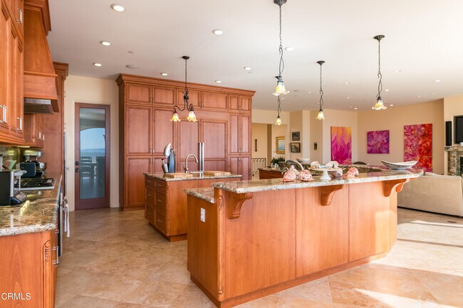 Foto del edificio - 1551 Mandalay Beach Rd