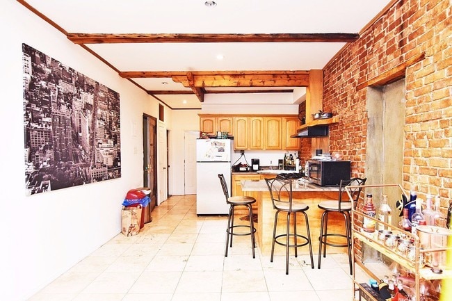 Building Photo - 171 East 117th Street
