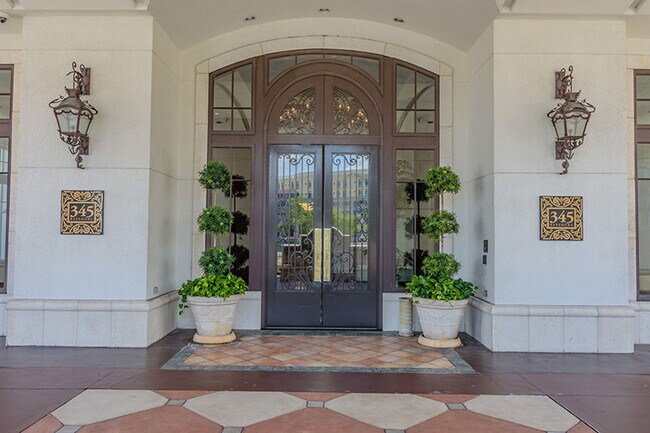Foto del edificio - 345 Bayshore Blvd