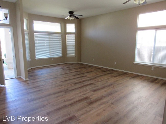 Foto del edificio - 4 br, 2 bath House - 260 Dahlia