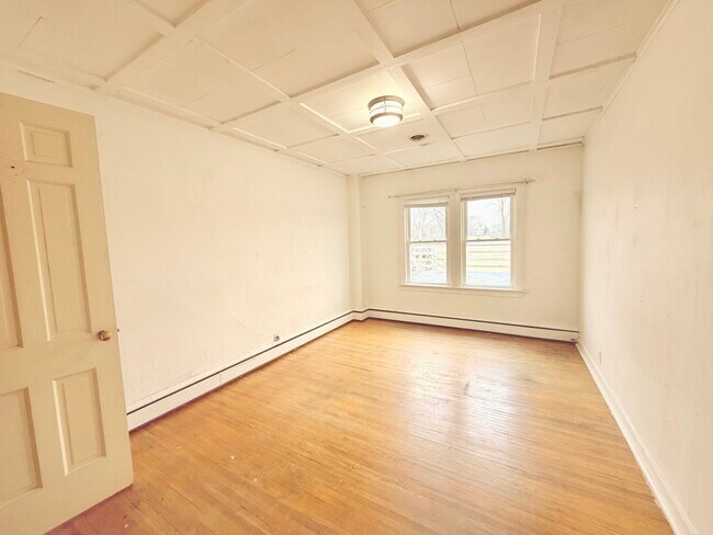 Foto del edificio - 134 W State St