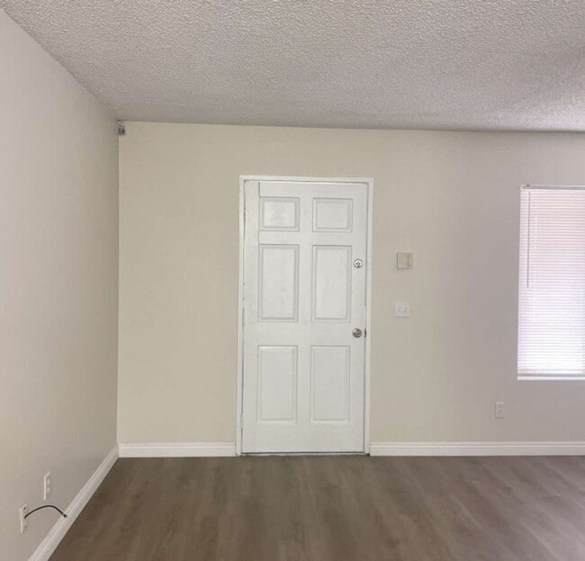 Foto del edificio - Charming 3 Bed/2 Bath Home In Hemet!