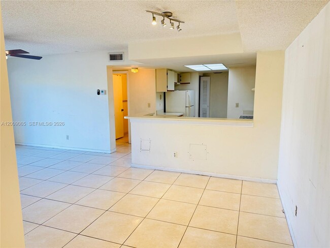 Foto del edificio - 9266 W Atlantic Blvd