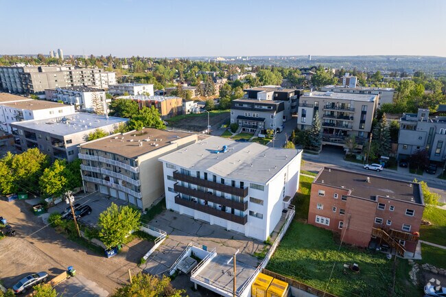 Photo aérienne - Bankview 1711 Apartments