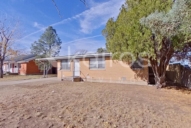 Building Photo - 4202 Andrews Ave