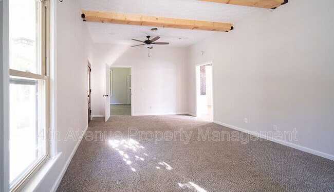 Foto del edificio - 2531 E Maddox Rd